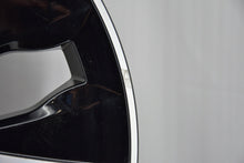Laden Sie das Bild in den Galerie-Viewer, 1x Alufelge 18 Zoll 8.5" 5x112 52ET A2064015200 Mercedes-Benz C-Class Rim Wheel FEL9371708685hv
