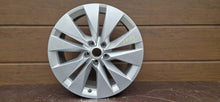 Load image into Gallery viewer, 1x Alufelge 19 Zoll 8.0" 5x112 5LA601025 Skoda Enyaq Rim Wheel FEL4531401228kh