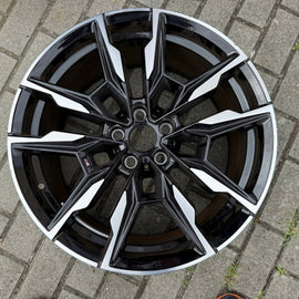 1x Alufelge 19 Zoll 9.0
