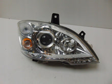Laden Sie das Bild in den Galerie-Viewer, Frontscheinwerfer Mercedes-Benz Vito A6398202961 Xenon Rechts Headlight