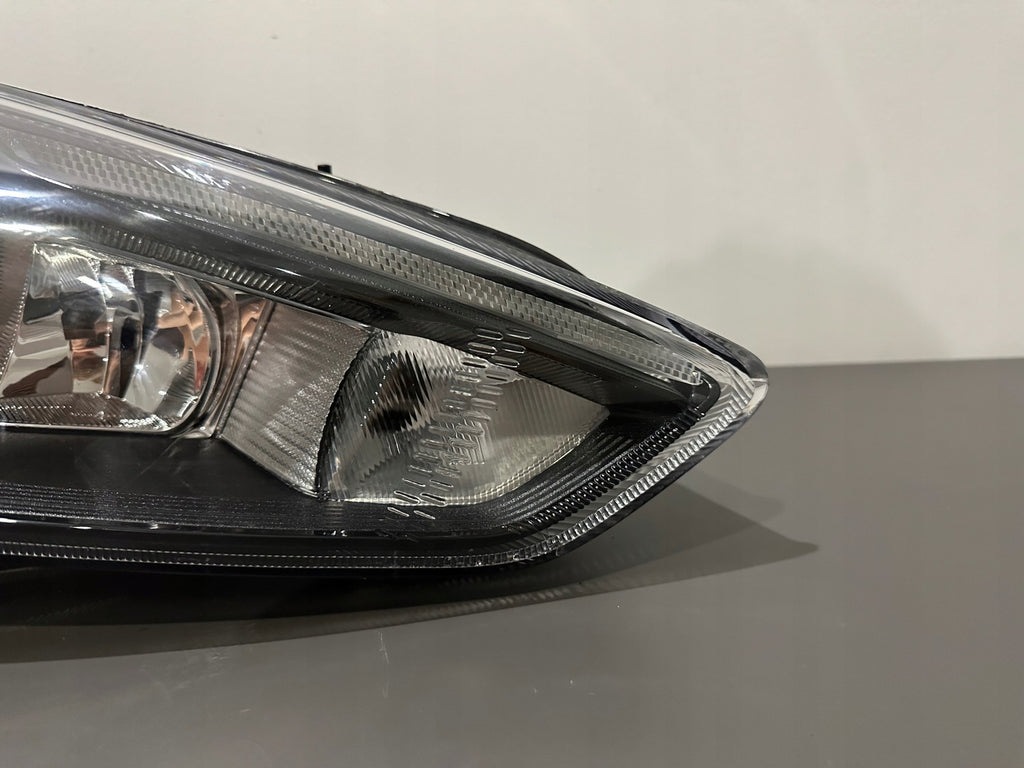 Frontscheinwerfer Ford Focus F1EB-13005-CF Rechts Scheinwerfer Headlight SCH1693540254to