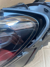 Laden Sie das Bild in den Galerie-Viewer, Frontscheinwerfer Mercedes-Benz Gle A1679061600 LED Links Scheinwerfer Headlight SCH1589053130cz