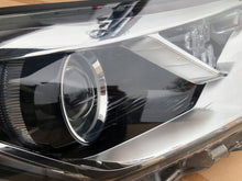 Laden Sie das Bild in den Galerie-Viewer, Frontscheinwerfer Toyota Chr 81110-F4031-00 Rechts Scheinwerfer Headlight SCH9281383593ly