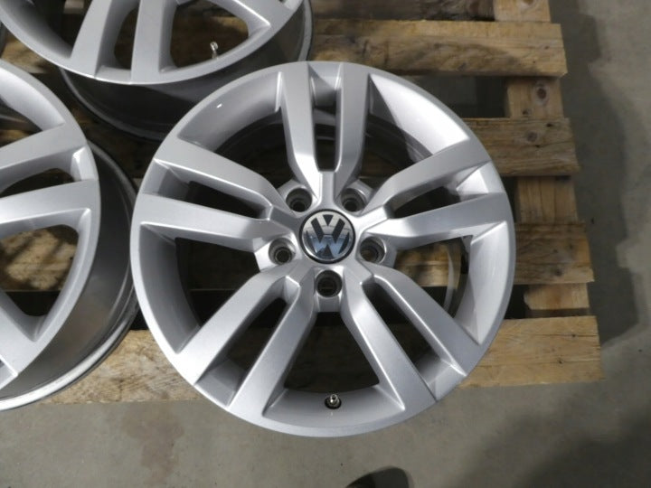 4x Alufelge 16 Zoll 6.5" 5x112 33ET Glanz Silber 5N0601025 VW Tiguan Rim Wheel FEL9518293500xi