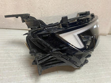 Laden Sie das Bild in den Galerie-Viewer, Frontscheinwerfer Opel Astra L 9851881180 662588537 Full LED Rechts Headlight SCH2767503647bi