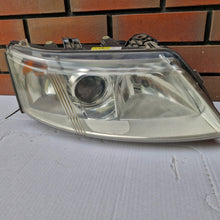 Laden Sie das Bild in den Galerie-Viewer, Frontscheinwerfer Saab 9-3 93 Xenon Rechts Scheinwerfer Headlight