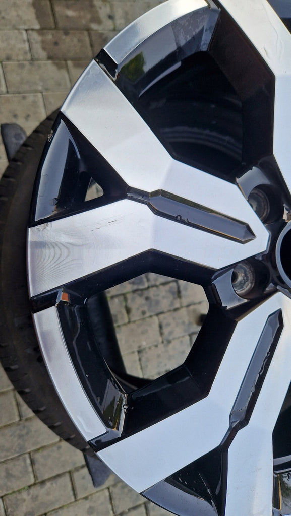 1x Alufelge 17 Zoll 6.5" 5x114.3 50ET Glanz Schwarz 403000531 Renault Rim Wheel