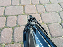Load image into Gallery viewer, Frontscheinwerfer Opel Astra K 39218026 Ein Stück (Rechts oder Links) Headlight SCH9596099304qb