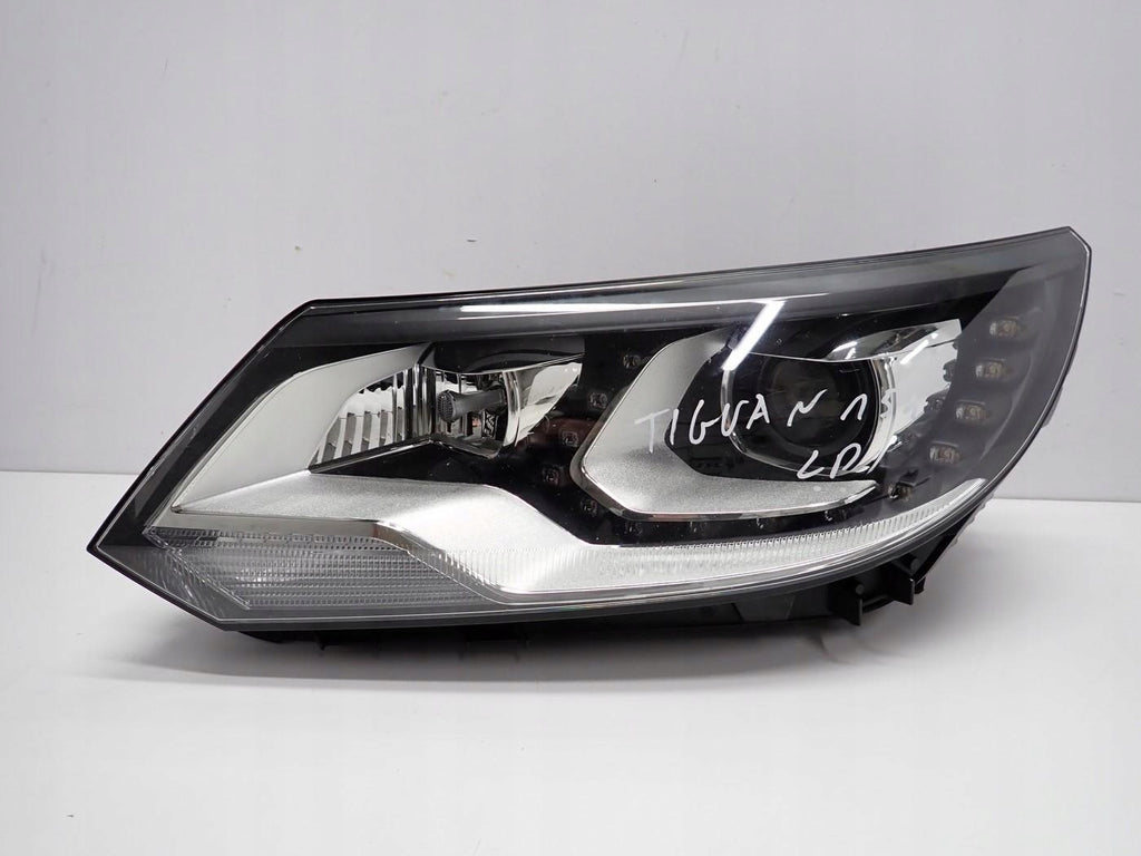Frontscheinwerfer VW Tiguan 5N1941751B Xenon Links Scheinwerfer Headlight