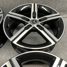 Laden Sie das Bild in den Galerie-Viewer, 4x Alufelge 18 Zoll 7.5" 5x112 49ET Glanz Schwarz A1774013200 Mercedes-Benz Cla FEL4150679792hg