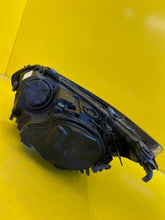 Load image into Gallery viewer, Frontscheinwerfer BMW 5 E60 E61 7044672-05 Xenon Rechts Scheinwerfer Headlight SCH9104716706mo