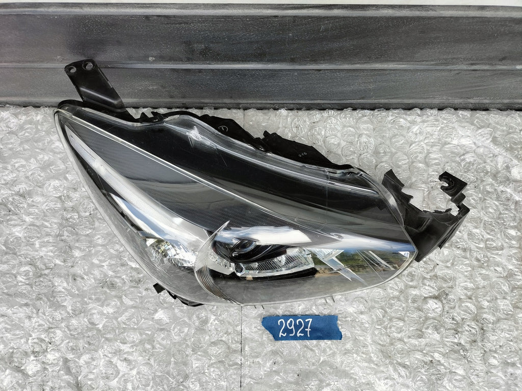Frontscheinwerfer Mazda III D09K-51030 LED Rechts Scheinwerfer Headlight