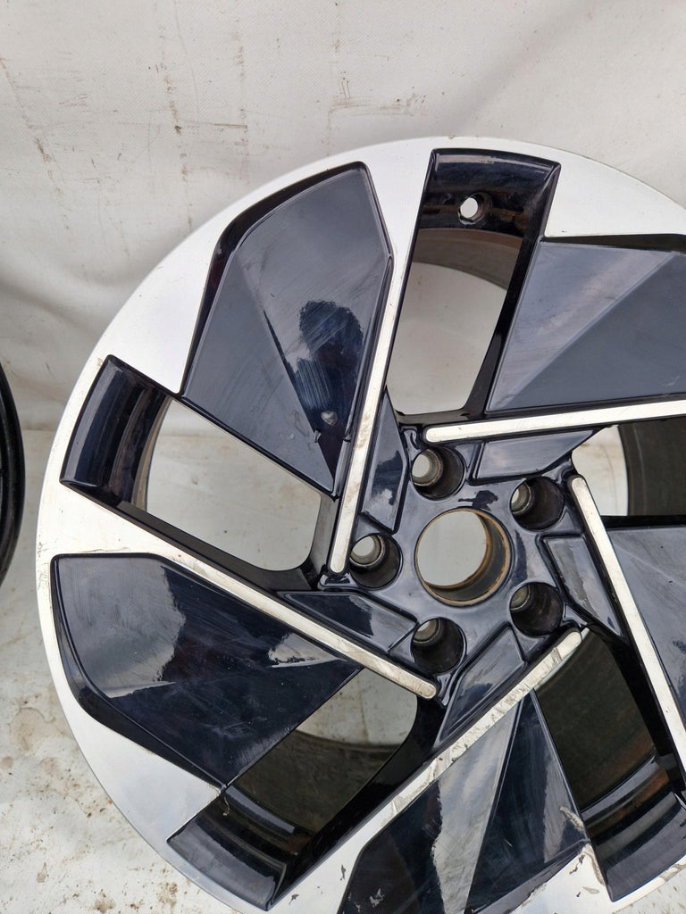 1x Alufelge 18 Zoll 7.5" 5x112 50ET 10A601025G VW Id.3 Rim Wheel FEL8971809141gz