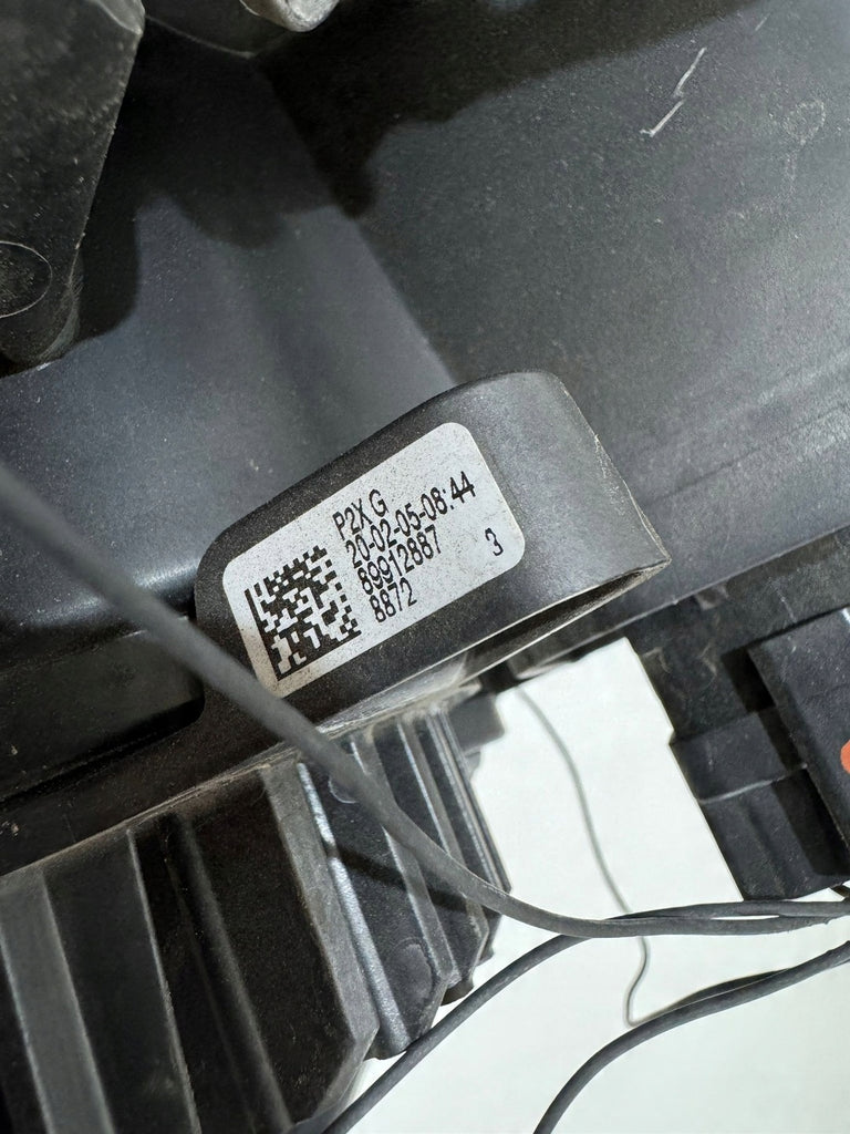 Frontscheinwerfer Peugeot 2008 II 9823194180 LED Ein Stück (Rechts oder Links)