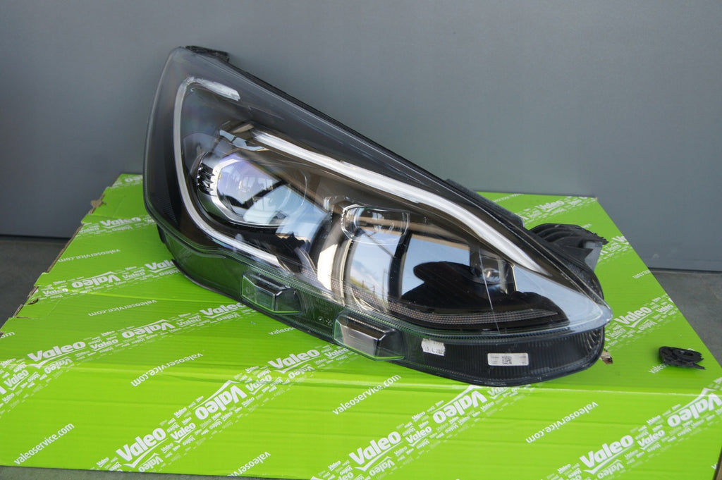 Frontscheinwerfer Ford Focus Rechts Scheinwerfer Headlight