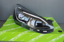 Laden Sie das Bild in den Galerie-Viewer, Frontscheinwerfer Ford Focus Rechts Scheinwerfer Headlight