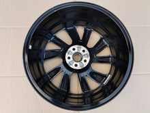 Load image into Gallery viewer, 1x Alufelge 20 Zoll LK72-1007-DA Land Rover Range I Sport Discovery L550 FEL9793170156hr