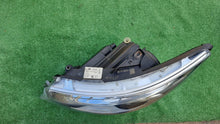 Laden Sie das Bild in den Galerie-Viewer, Frontscheinwerfer Mercedes-Benz W447 A4479064600 Full LED Links Headlight