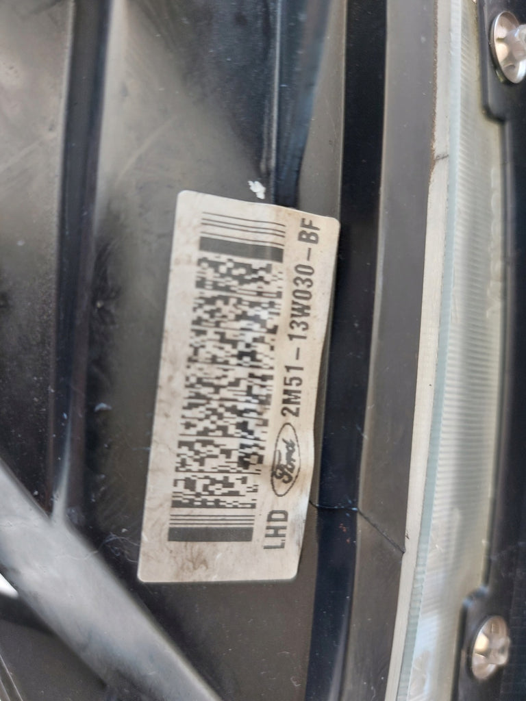 Frontscheinwerfer Ford Focus 2M51-13W030-BF 2M51-13W029-BF Ein Satz Headlight SCH5576836174om