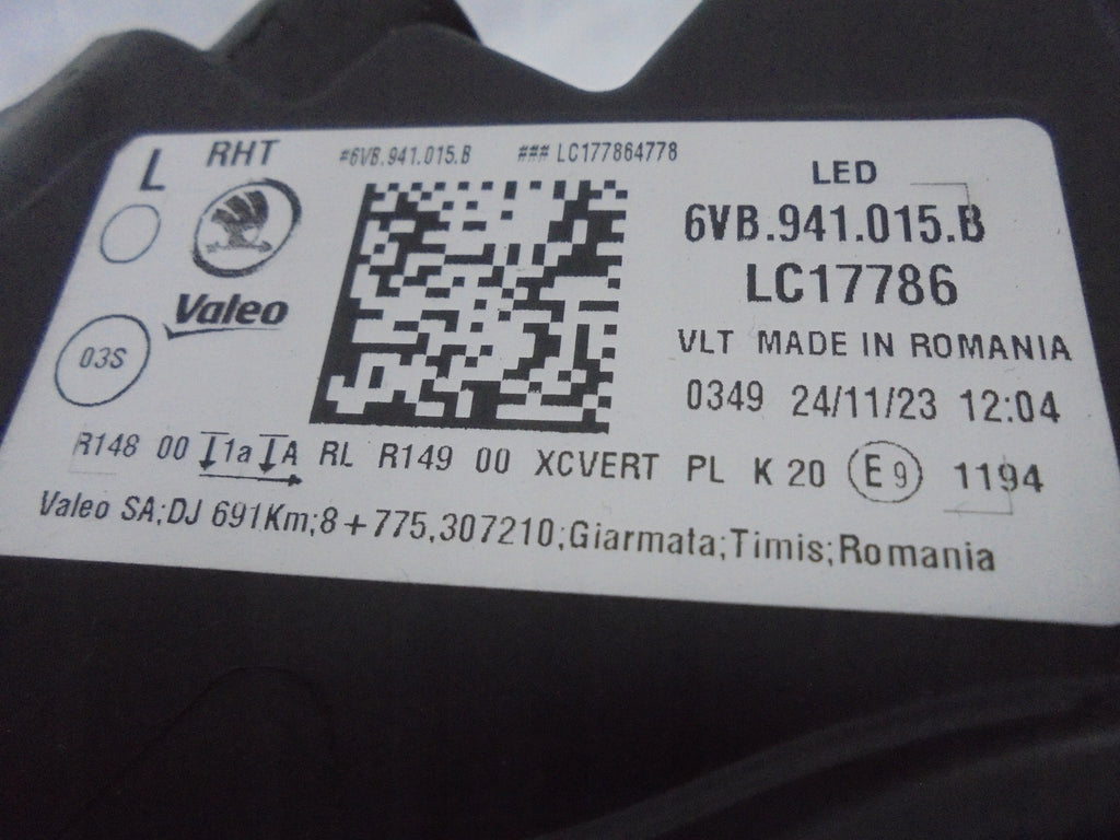 Frontscheinwerfer Skoda Fabia I 6VB941015B LED Ein Stück (Rechts oder Links)