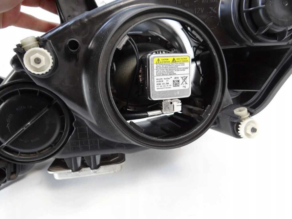 Frontscheinwerfer Mercedes-Benz Viano A6398202961 1ZS009627-32 Xenon Rechts