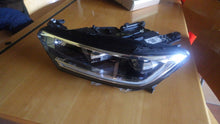 Laden Sie das Bild in den Galerie-Viewer, Frontscheinwerfer VW T-Roc 2GA941035AF Links Scheinwerfer Headlight