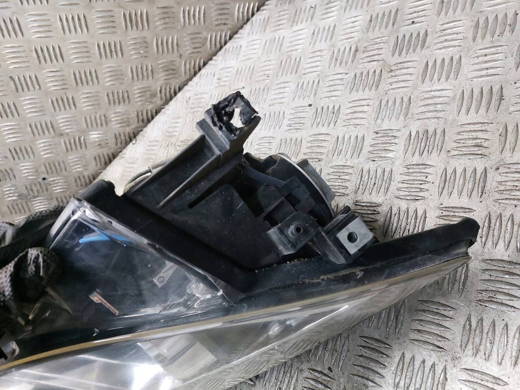 Frontscheinwerfer Mazda II GS7T-51030 Xenon Rechts Scheinwerfer Headlight