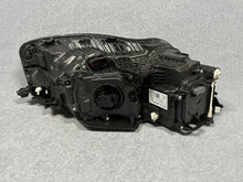 Laden Sie das Bild in den Galerie-Viewer, Frontscheinwerfer VW Touareg 761941081 LED Links Scheinwerfer Headlight