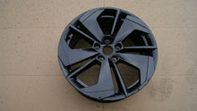Laden Sie das Bild in den Galerie-Viewer, 1x Alufelge 18 Zoll 7.5&quot; 5x112 5E3601025 Skoda Octavia Rim Wheel