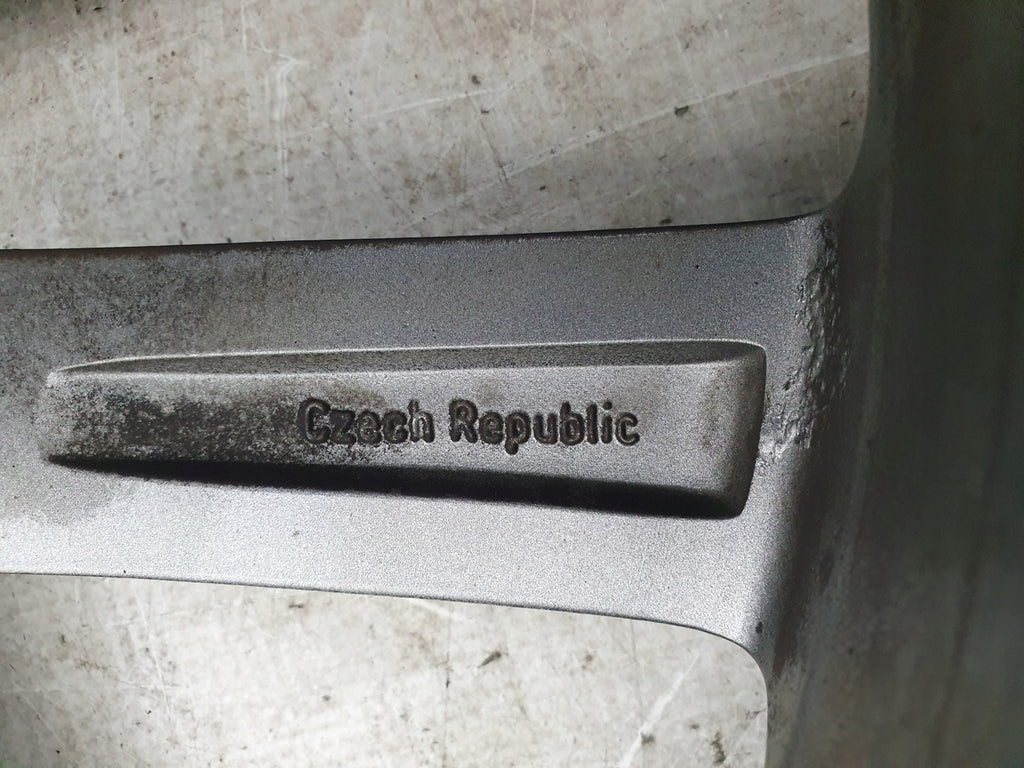 1x Alufelge 18 Zoll 7.5" 5x112 51ET 1K0601025AG VW Golf Rim Wheel FEL3036554981ig