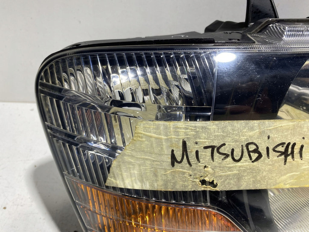 Frontscheinwerfer Mitsubishi Pajero 10087420 Rechts Scheinwerfer Headlight