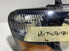 Laden Sie das Bild in den Galerie-Viewer, Frontscheinwerfer Mitsubishi Pajero 10087420 Rechts Scheinwerfer Headlight