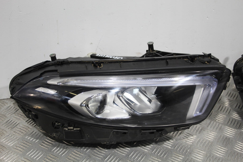 Frontscheinwerfer Mercedes-Benz W177 A1779064703 A1779064803 LED Ein Satz SCH5403542163kp