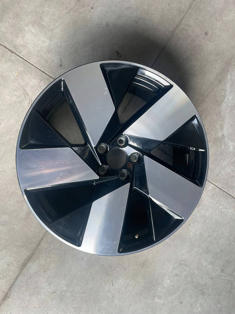 1x Alufelge 20 Zoll 5x108 32143629 Volvo Xc40 Rim Wheel FEL6393575440nr