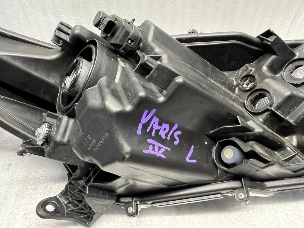 Frontscheinwerfer Toyota Yaris 81130-K0060 Ein Stück (Rechts oder Links)