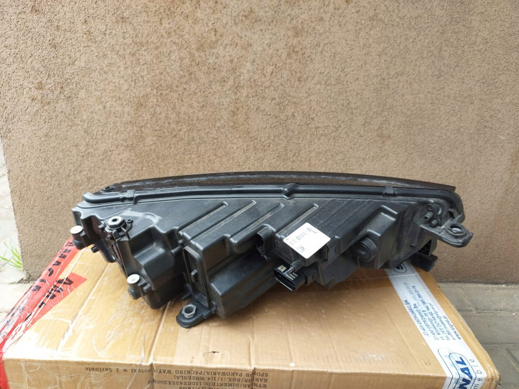 Frontscheinwerfer Skoda Octavia IV 5E4941015 Full LED Ein Satz Headlight SCH7167457678im