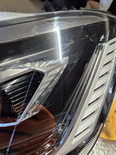 Load image into Gallery viewer, Frontscheinwerfer VW Caddy 2K8941035AJ 2K8941036AJ Full LED Ein Satz Headlight SCH5103668463zn