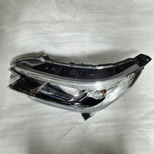 Laden Sie das Bild in den Galerie-Viewer, Frontscheinwerfer Honda Crv Links Scheinwerfer Headlight SCH9597241943eo