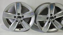 Laden Sie das Bild in den Galerie-Viewer, 4x Alufelge 16 Zoll 6.5" 5x112 44ET Matt 5C0071496 VW Passat Touran New Beetle FEL3334799336wi