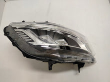 Laden Sie das Bild in den Galerie-Viewer, Frontscheinwerfer Mercedes-Benz Sprinter A9109067200 Full LED Rechts Headlight