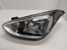 Laden Sie das Bild in den Galerie-Viewer, Frontscheinwerfer Hyundai I10 92101B9300 Links Scheinwerfer Headlight SCH8514543628vh