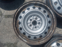 Laden Sie das Bild in den Galerie-Viewer, 4x Alufelge 16 Zoll 6.0&quot; 5x100 45ET Toyota Rim Wheel