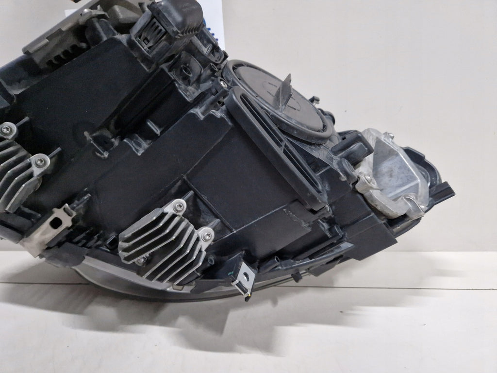 Frontscheinwerfer BMW 5 F11 F10 7203246 7237647 Xenon Rechts Headlight SCH5059303696tl
