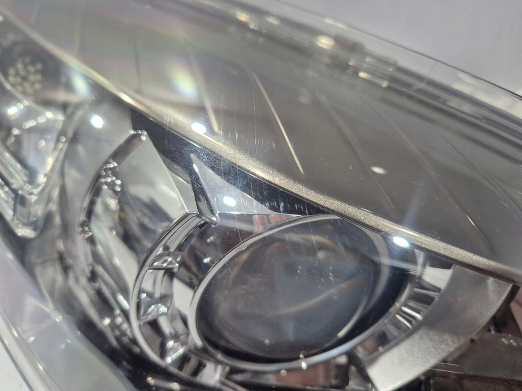 Frontscheinwerfer Renault Megane III 260100021R Xenon Rechts Headlight SCH7005937849mo