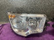 Laden Sie das Bild in den Galerie-Viewer, Frontscheinwerfer Mercedes-Benz A9618207461 Ein Satz Scheinwerfer Headlight SCH5376309355pn