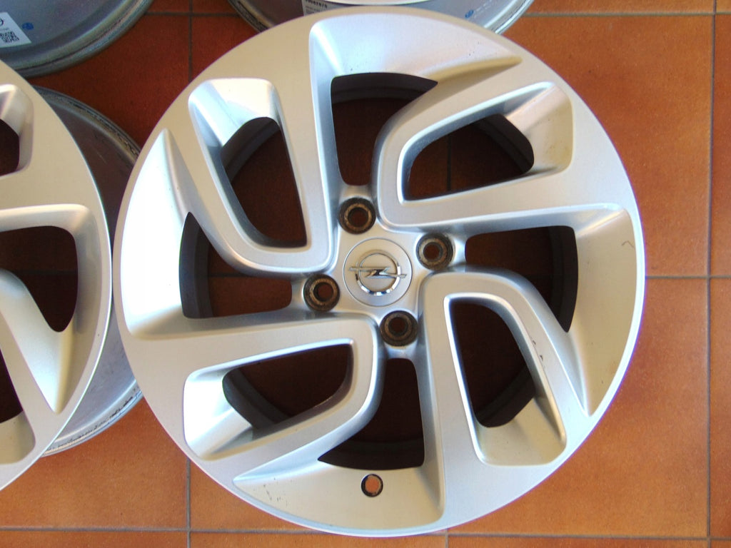 4x Alufelge 16 Zoll 6.5" 4x108 20ET Glanz Silber 39007897 Opel Crossland X FEL1178413675hg