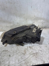 Load image into Gallery viewer, Frontscheinwerfer VW Passat D29E11600C Vorderseite Scheinwerfer Headlight SCH6722422628tg