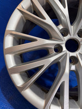 Laden Sie das Bild in den Galerie-Viewer, 1x Alufelge 17 Zoll 7.5&quot; 5x112 5FA601025B Seat Leon Rim Wheel