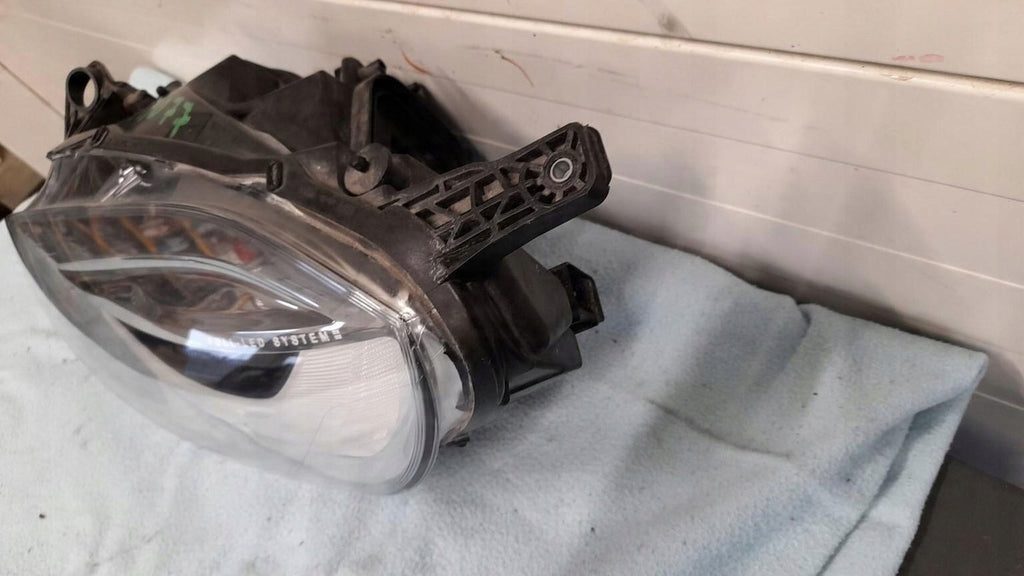 Frontscheinwerfer Volvo V40 32228483 Links Scheinwerfer Headlight SCH6421601186sw