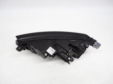 Laden Sie das Bild in den Galerie-Viewer, Frontscheinwerfer Skoda Octavia IV 5E4941016B LED Rechts Scheinwerfer Headlight SCH9686214966ta